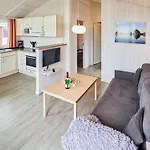 4 Star In Friedrichkoog *
