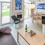 4 Star In Friedrichkoog Casa de Férias *